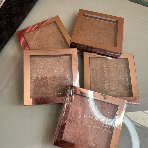 Steve Laurant Beauty Jelly Highlighter in Prosecco Please - Picture 4 of 4